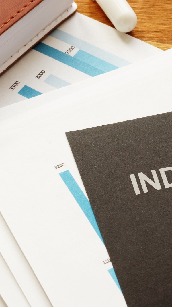 Close up of folder and paperwork with the words "Individual 401(k)”
