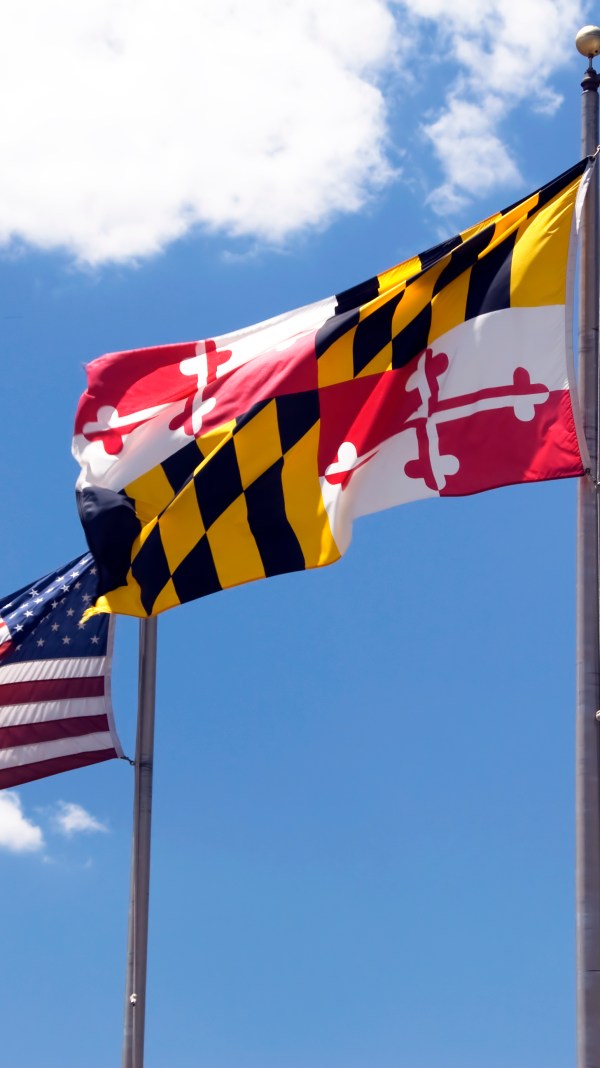 maryland and us flag