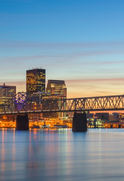 Louisville, Kentucky, USA skyline on the river